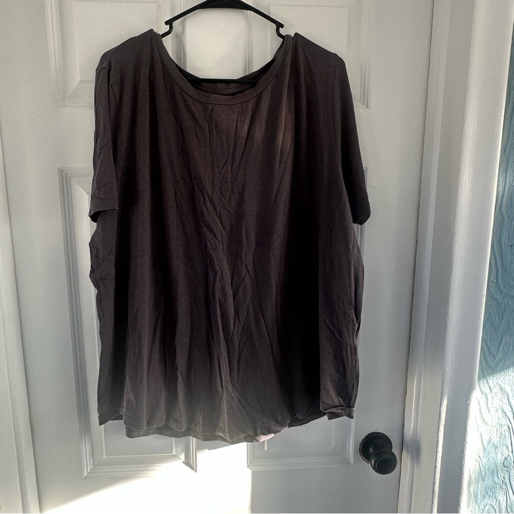 Universal standard tee Rex in gray